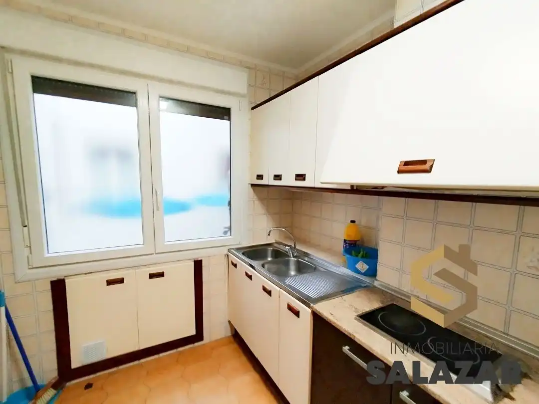 Kitchen of Flat for rent in Bilbao   with Heating and Terrace