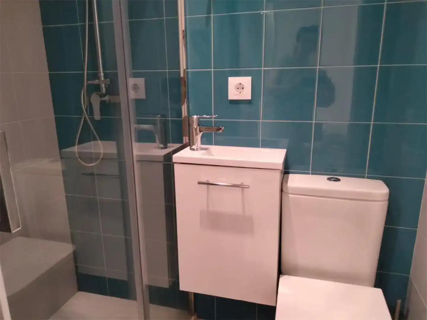 Baño de Piso de alquiler en Cabanas con Parquet, Amueblado y Horno
