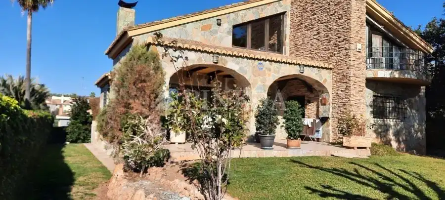 Casa o xalet en venda a Alfinach - Los Monasterios