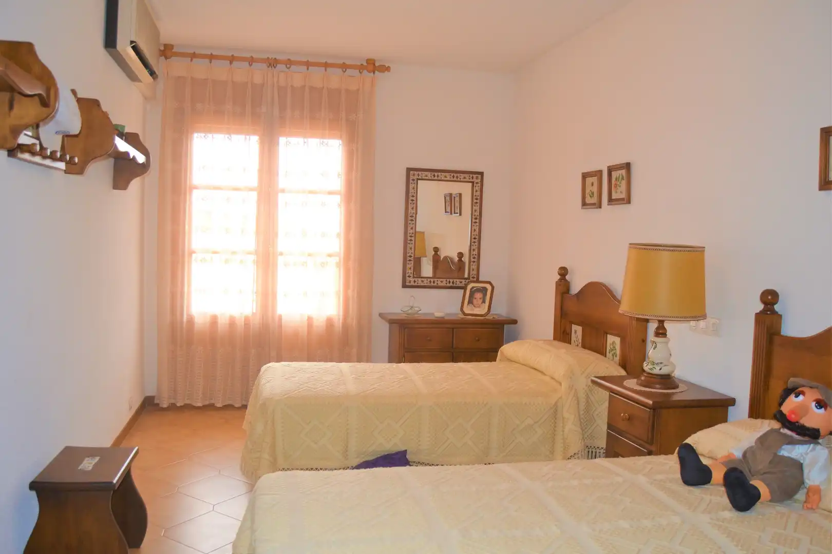 Habitación de Casa o chalet en venta en Albalatillo con Aire acondicionado, Jardín privado y Amueblado