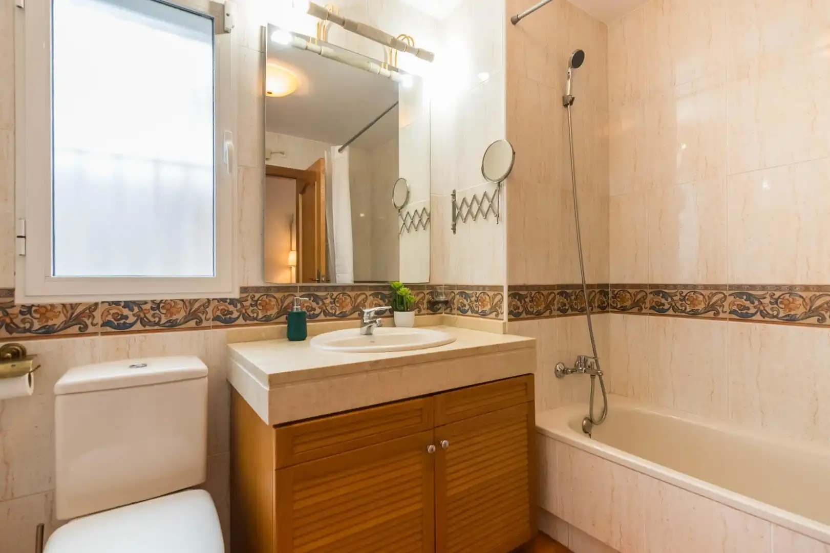 Chalet con piscina en venta en Altorreal - El Chorrico, imagen 19