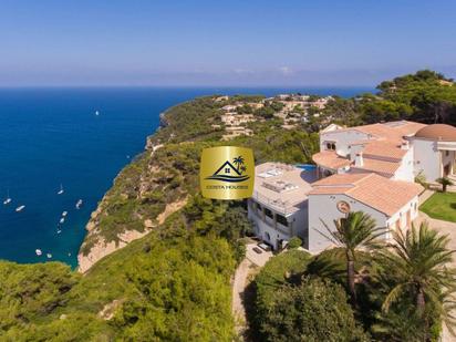 Vista exterior de Casa o xalet en venda en Jávea / Xàbia amb Aire condicionat, Calefacció i Jardí privat