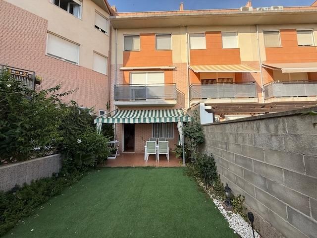 Jardí de Casa adosada en venda en Cambrils