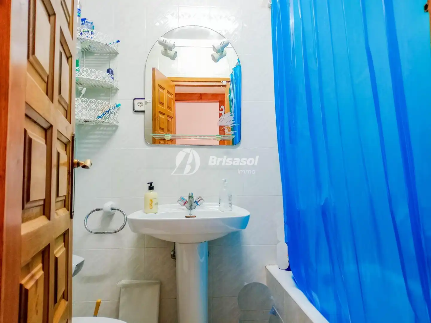 Baño de Apartamento en venta en Mont-roig del Camp con Terraza y Amueblado