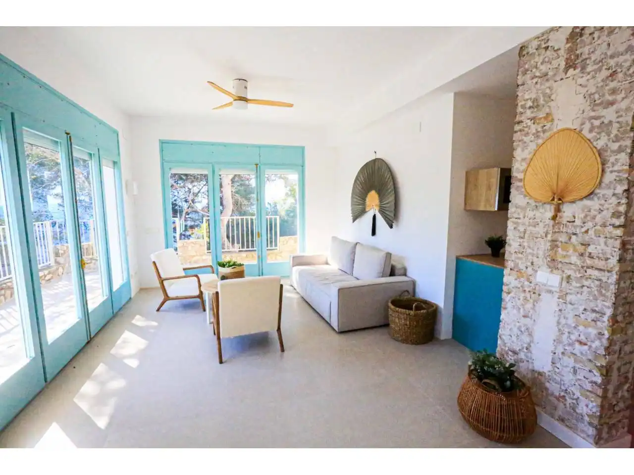 Living room of Houses for sale in Salou  with Air Conditioner, Heating and Private garden