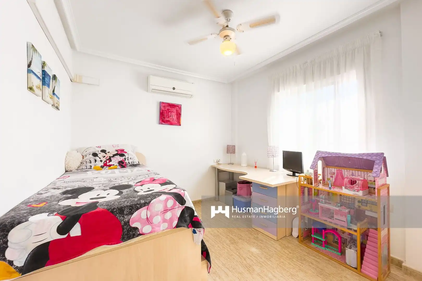 Habitación de Casa adosada en venta en Pilar de la Horadada