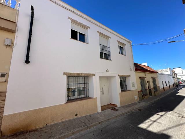 Casa-chalet en Venta en Centro