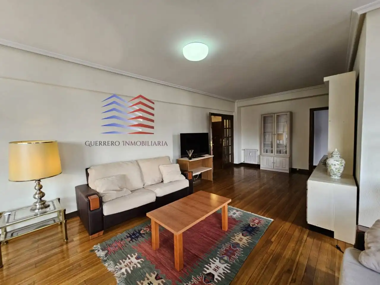 Vista exterior de Piso de alquiler en Ourense Capital  con Calefacción, Parquet y Trastero