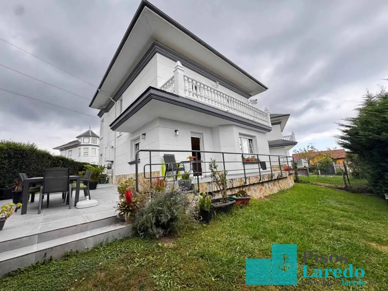 Exterior view of Houses for sale in Bárcena de Cicero  with Heating, Private garden and Terrace