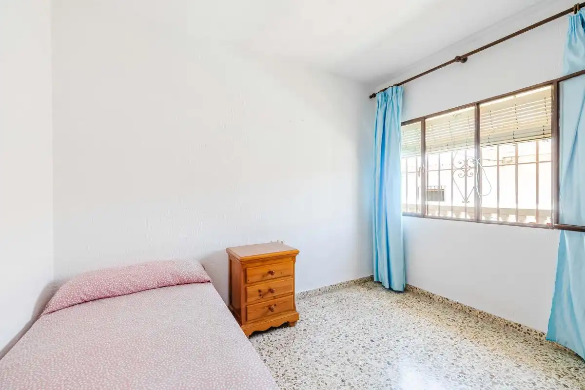 Dormitori de Casa adosada en venda en Málaga amb Aire condicionat, Calefacció i Terrassa