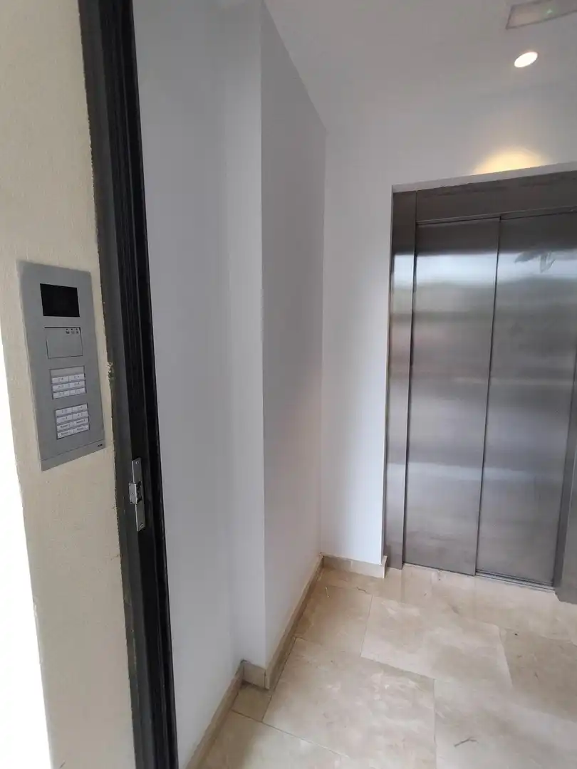 Apartment mit Terrasse zur Miete in Carrer del Rec, imagen 23