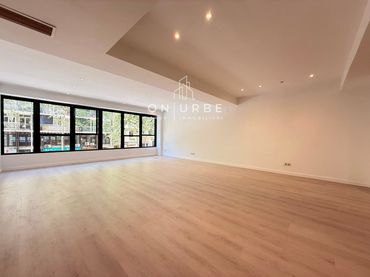 Flat with lift for sale in COMTE D'URGELL