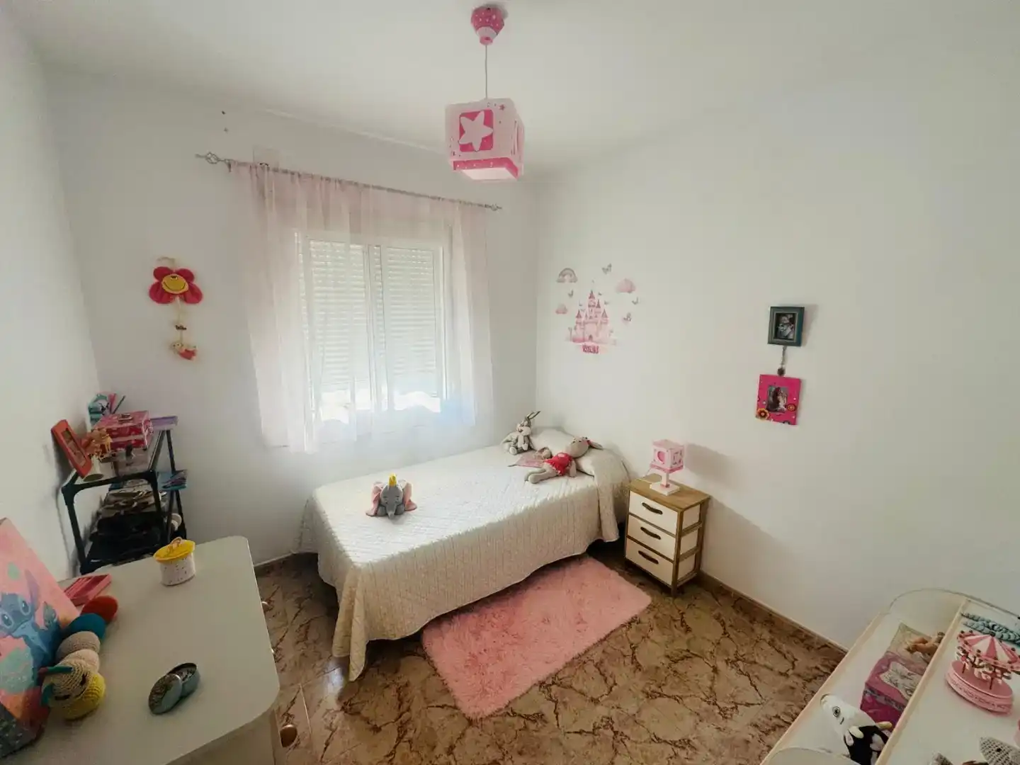Habitación de Casa o chalet en venta en Pedro Abad con Trastero y Balcón