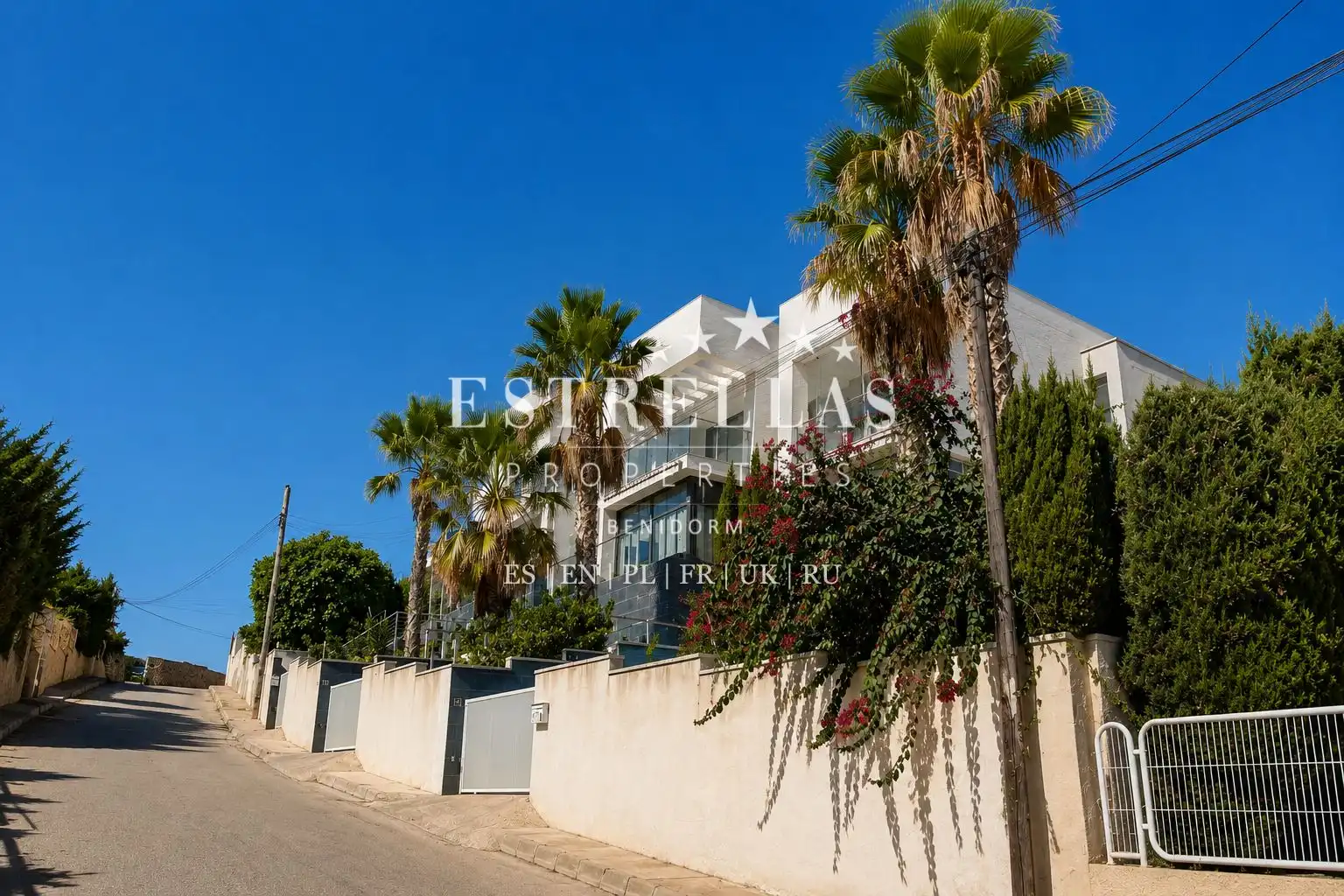 Vista exterior de Casa o chalet en venta en Villajoyosa / La Vila Joiosa con Aire acondicionado, Jardín privado y Terraza