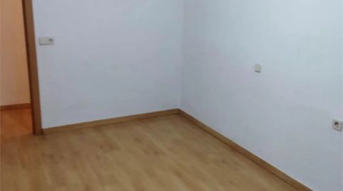 Foto 5 de Piso en venta en Calle Genaro Cajal, 1, Navalmoral de la Mata, Cáceres