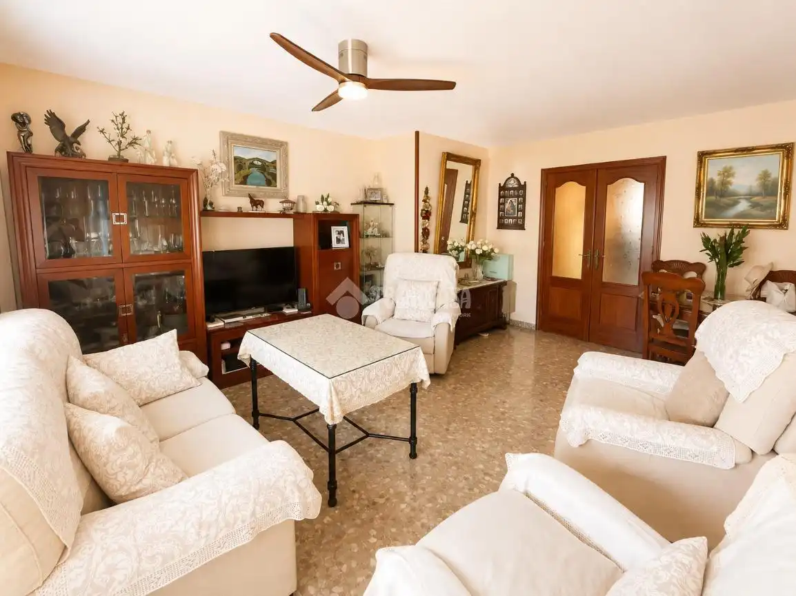 Sala de estar de Piso en venta en Benalmádena con Aire acondicionado