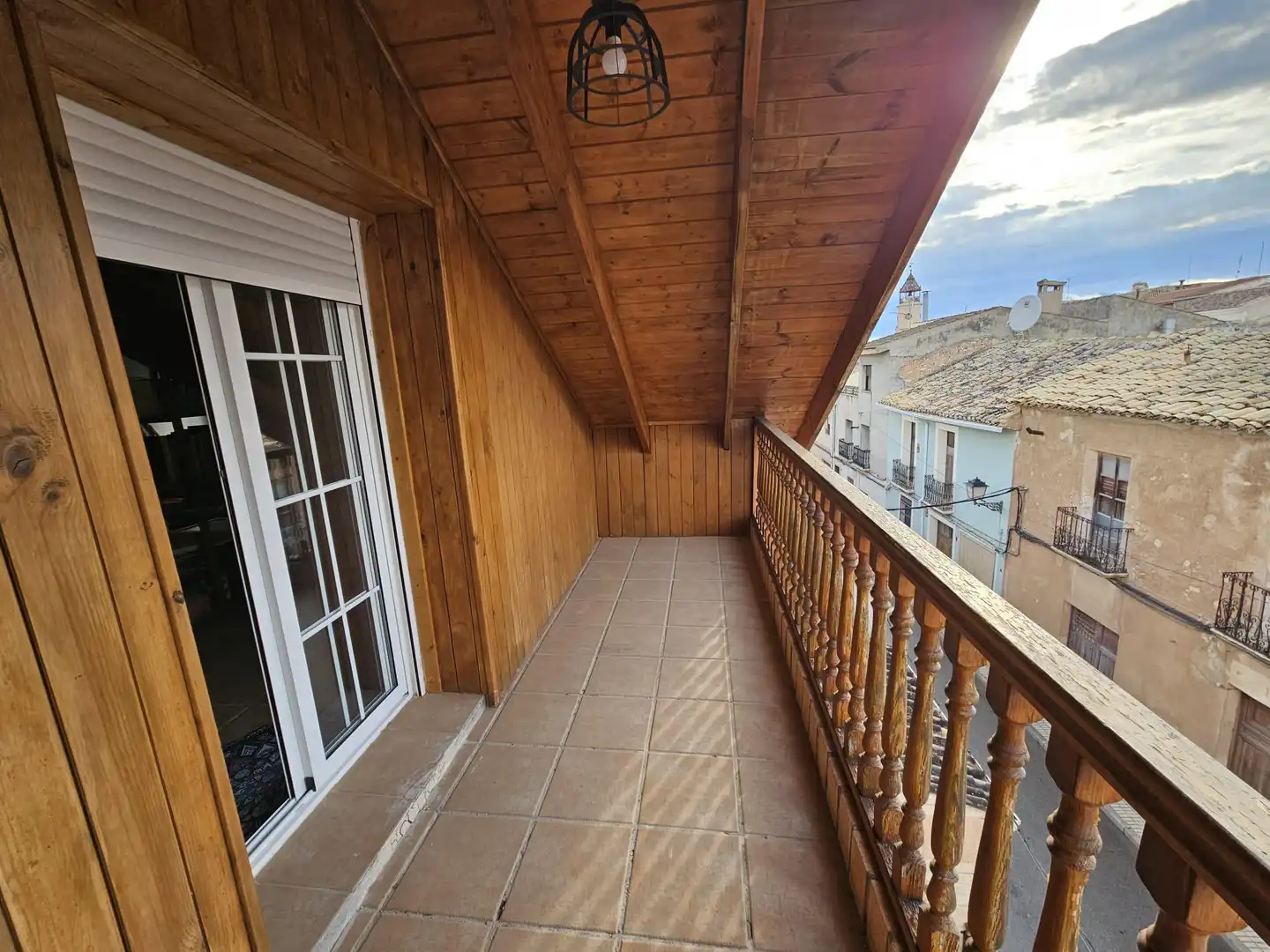 Casa adosada en venta en El Pinós / Pinoso