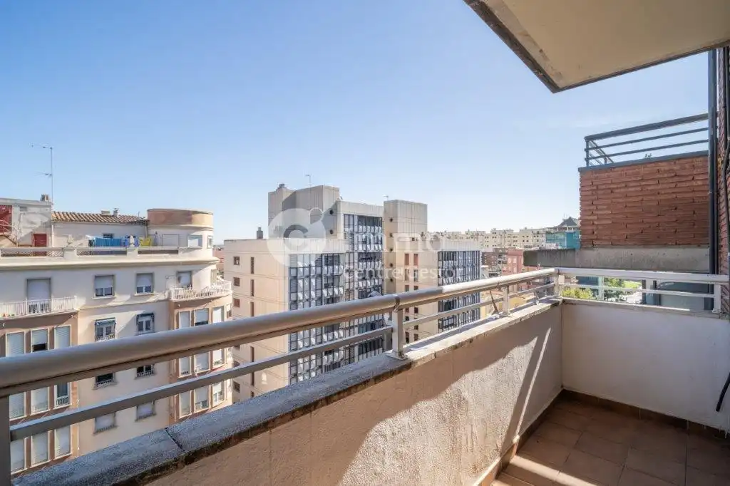 Dúplex amb terrassa en venda a Avinguda de Catalunya 12, imagen 2