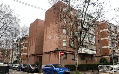 Exterior view of Flat for sale in  Madrid Capital  with Heating and Parquet flooring