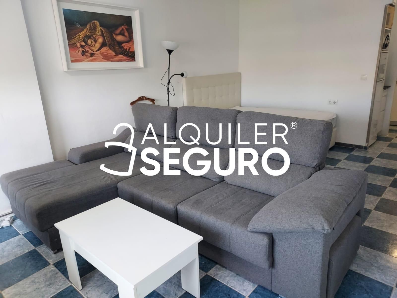 Living room of Study to rent in Málaga Capital  with Air Conditioner and Furnished