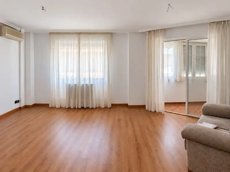 Appartamento con ascensore in vendita a Calle Uruguay 3, imagen 3