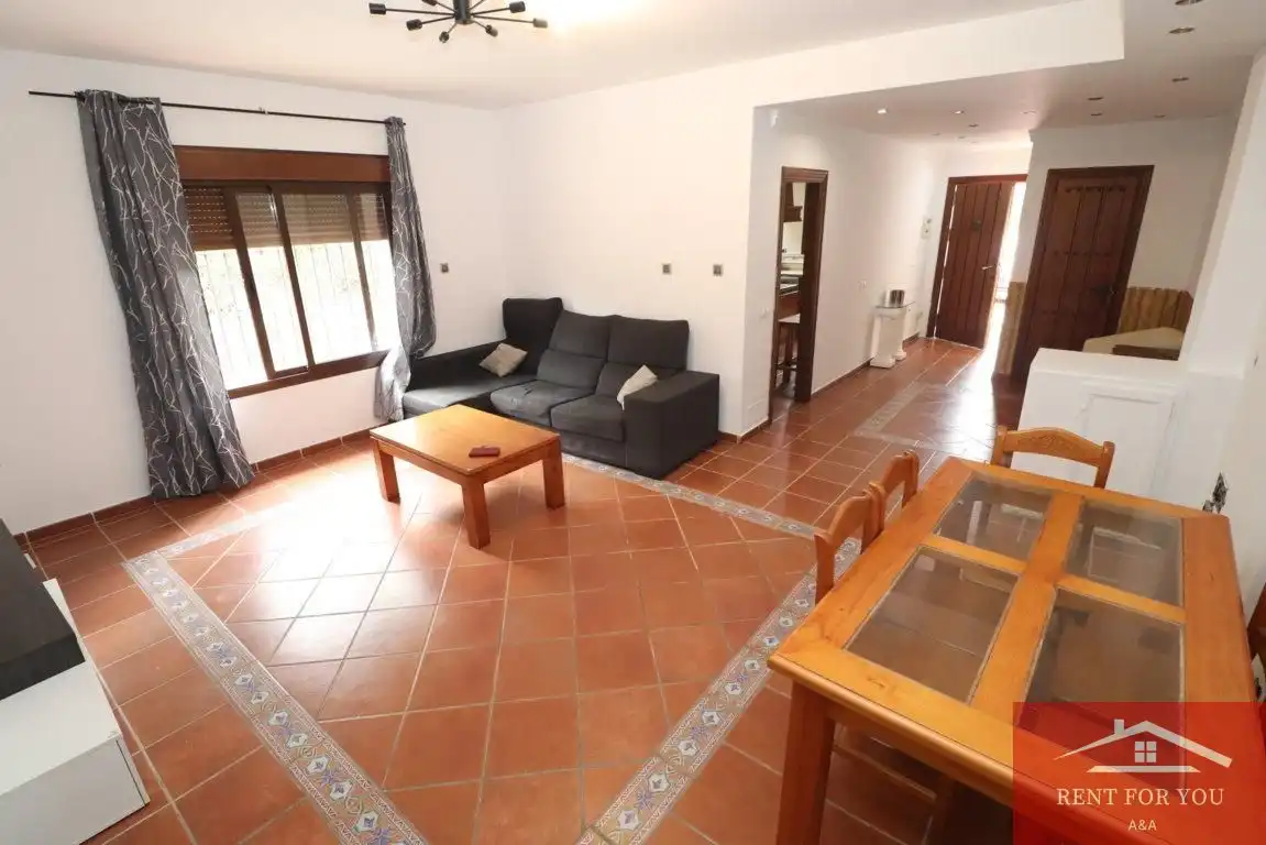 Wohnzimmer von Haus oder Chalet zur Miete in Coín mit Klimaanlage, Terrasse und Möbliert