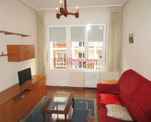 Bedroom of Flat to rent in Bilbao   with Heating, Terrace and Microwave