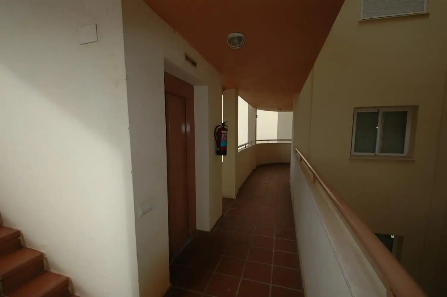 Apartamento de alquiler en Calahonda