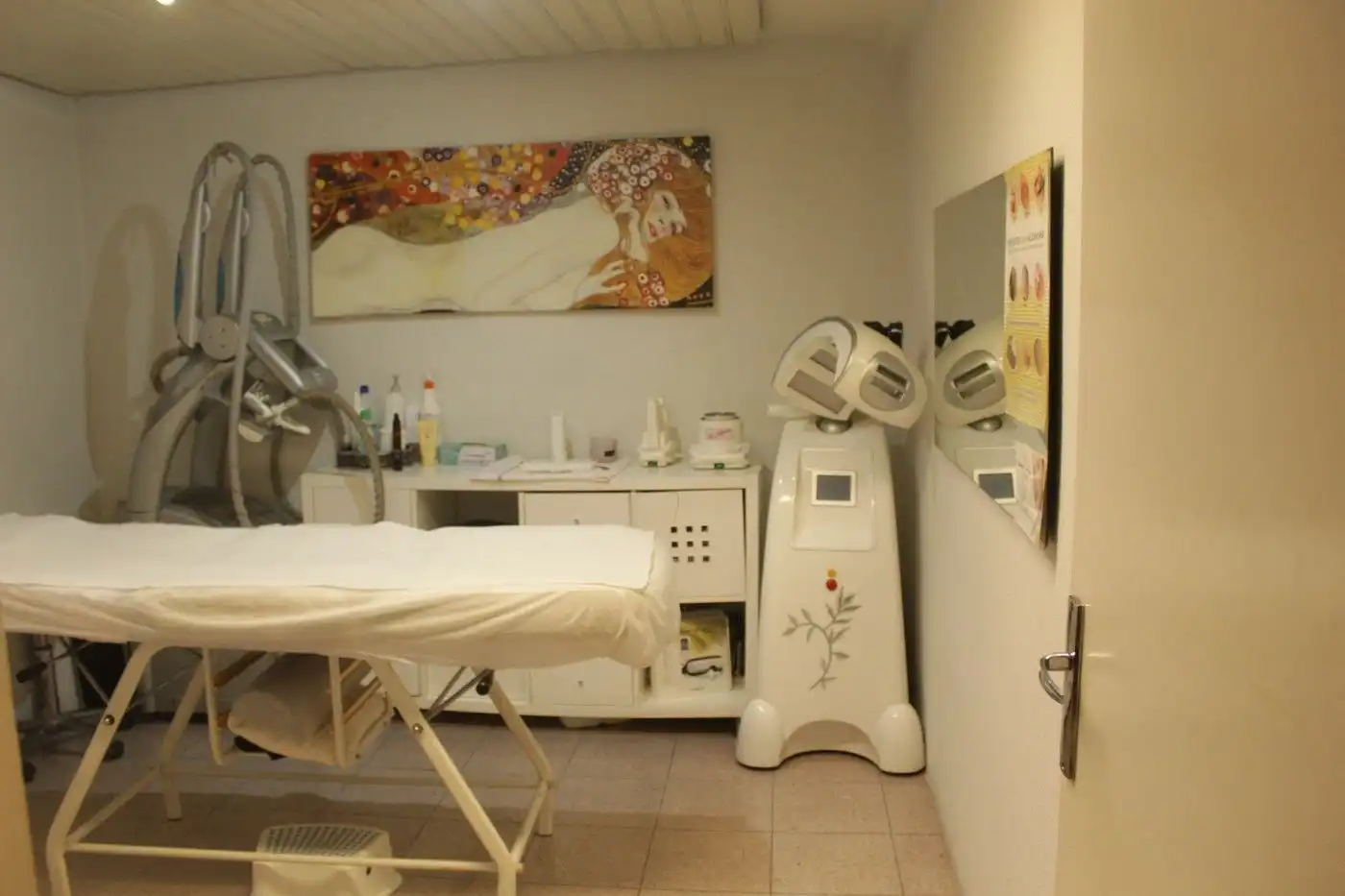 Dormitori de Local en venda en Barcelona amb Aire condicionat, Calefacció i Moblat