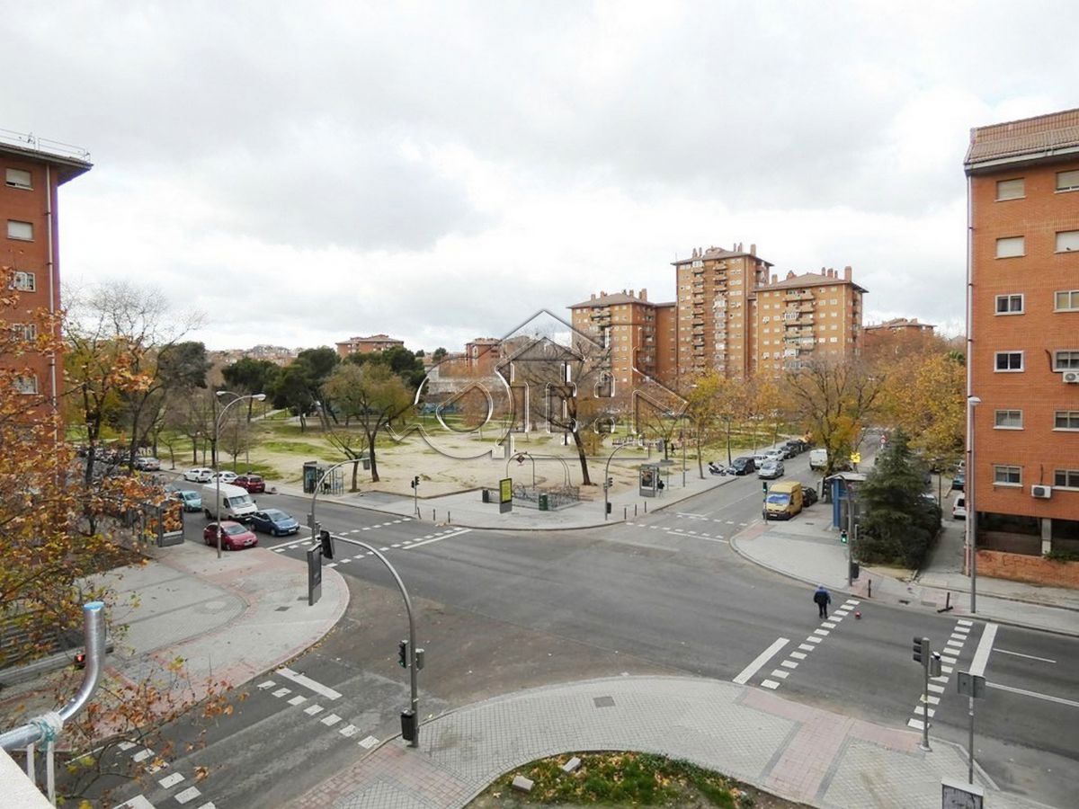 Vista exterior de Pis en venda en  Madrid Capital amb Aire condicionat, Calefacció i Parquet