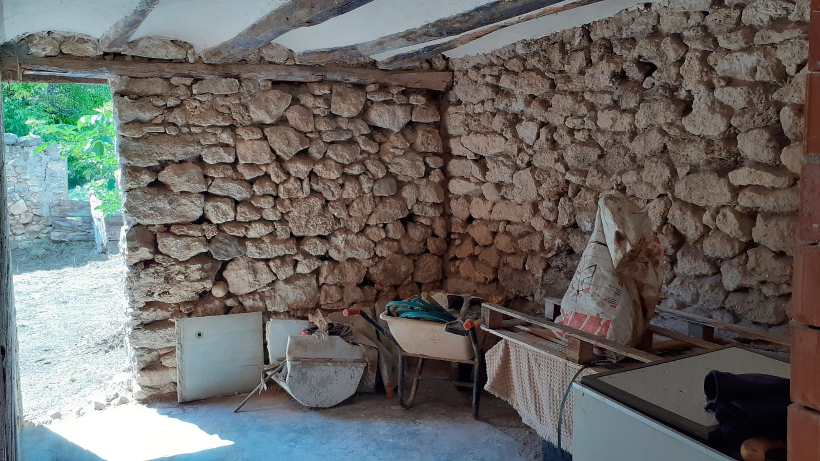 House or chalet for sale in Fuentes Claras  with Private garden, Terrace and Balcony