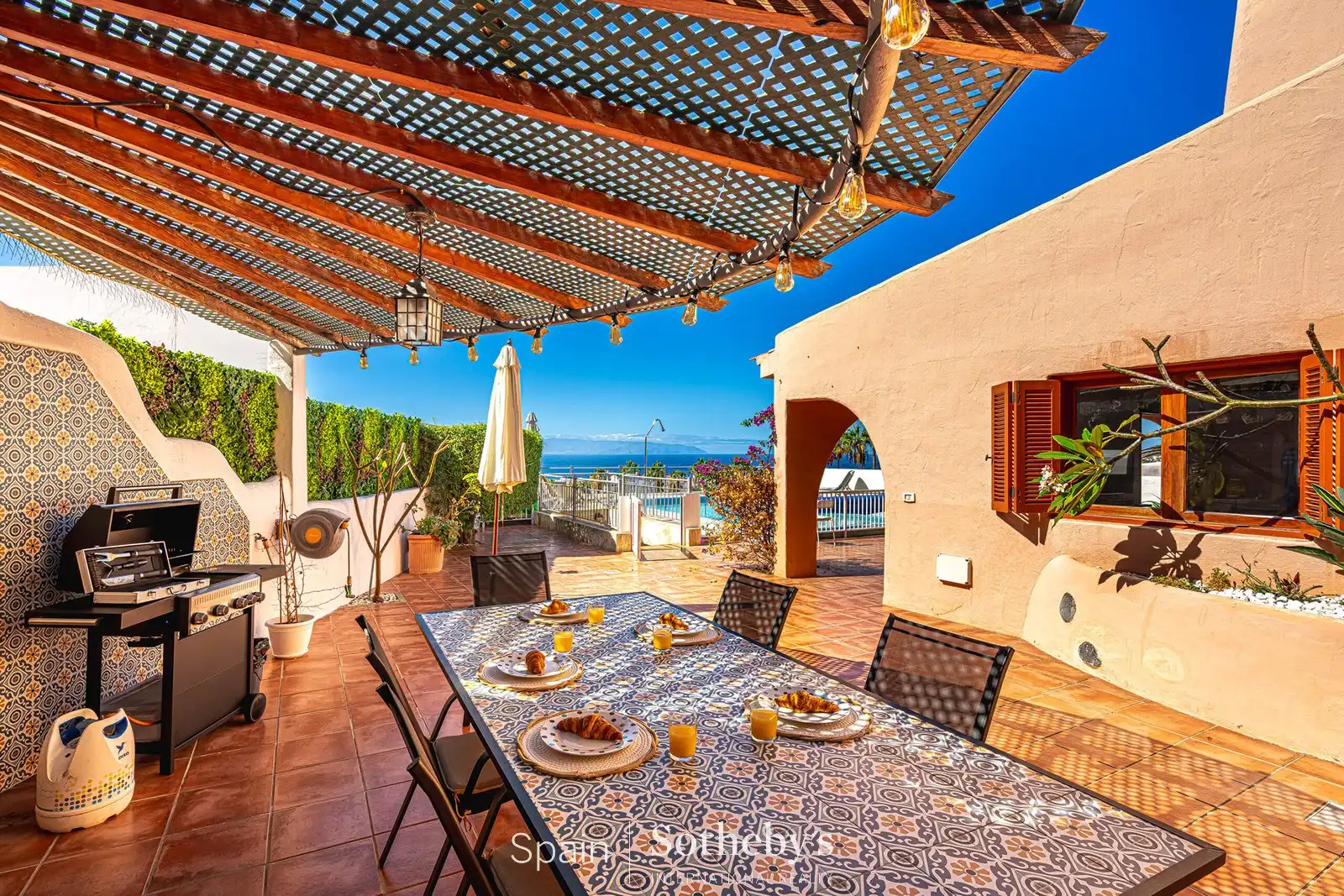 Terrassa de Casa o xalet en venda en Adeje amb Aire condicionat, Jardí privat i Terrassa