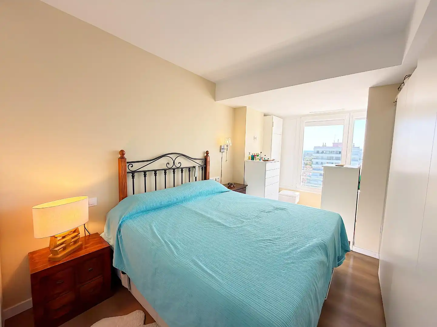 Schlafzimmer von Wohnungen zum Verkauf in El Puerto de Santa María mit Klimaanlage, Privatgarten und Alarm