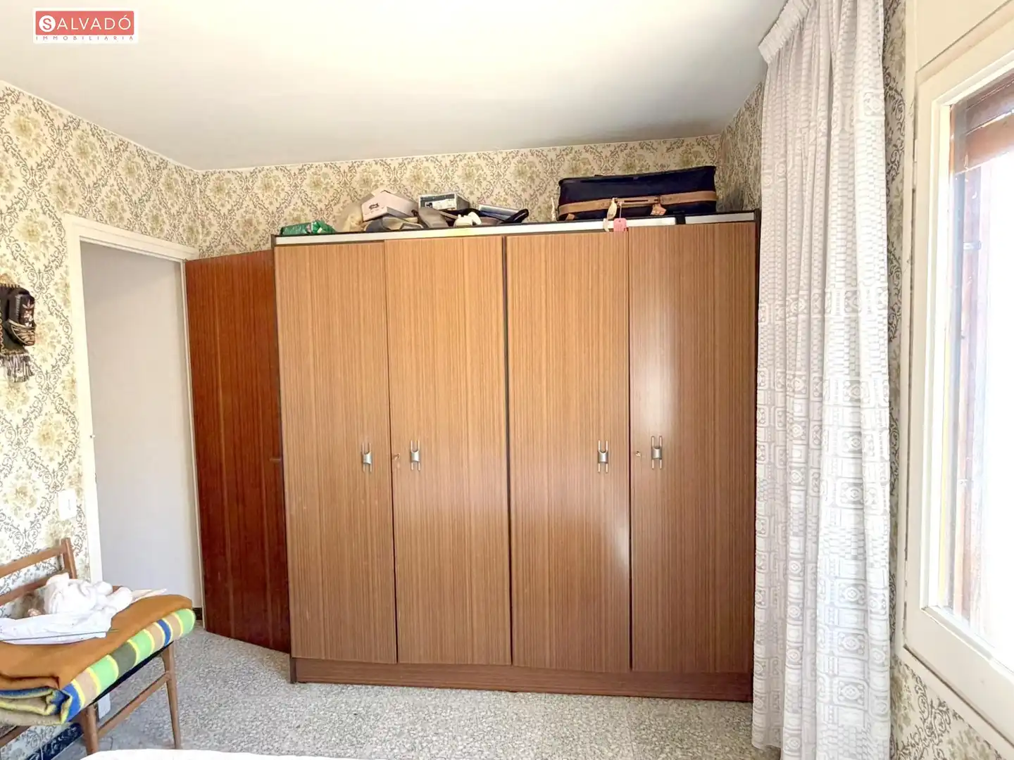 Schlafzimmer von Erdgeschoss zum Verkauf in Calafell mit Klimaanlage, Heizung und Privatgarten