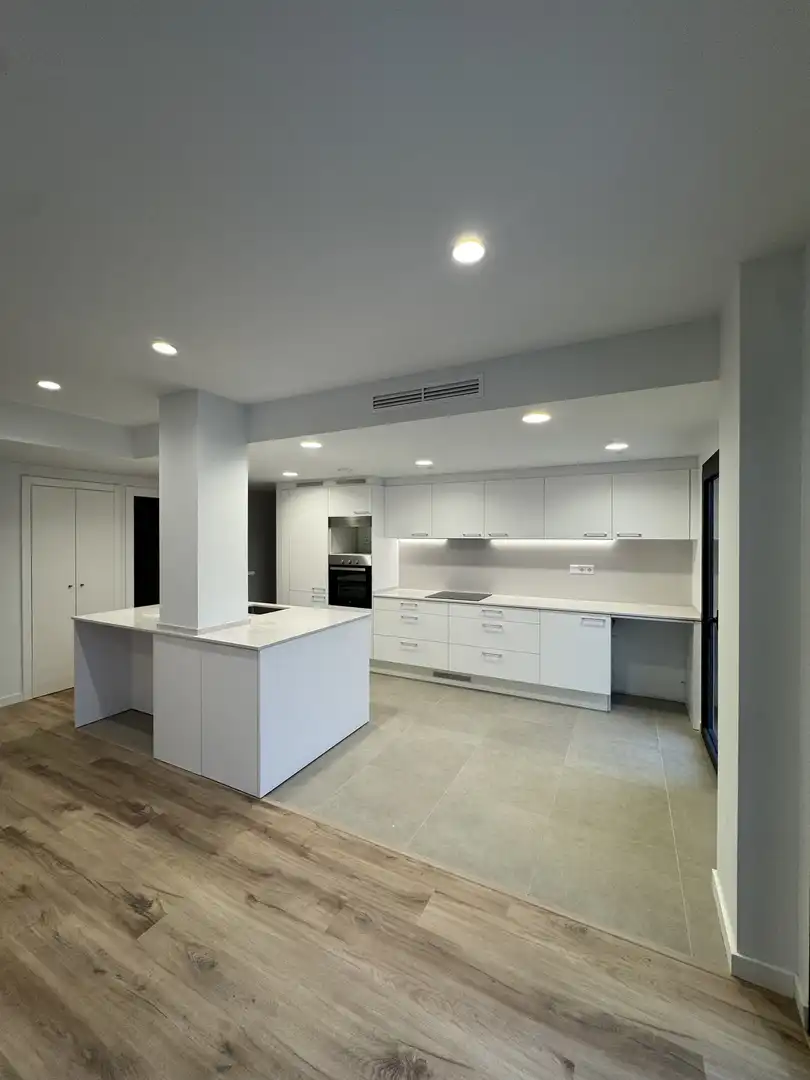 Cocina de Piso en venta en Manresa con Calefacción, Terraza y Horno