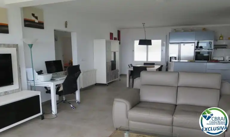 Living room of Houses for sale in Roses  with Heating, Private garden and Storage room