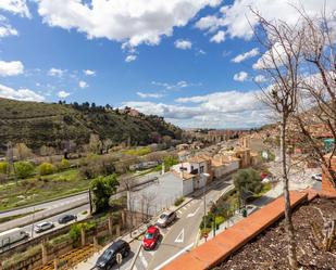Vista exterior de Àtic en venda en  Granada Capital amb Aire condicionat, Calefacció i Terrassa