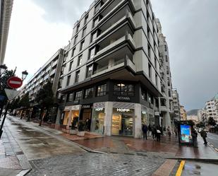 Vista exterior de Pis en venda en Oviedo  amb Calefacció i Terrassa