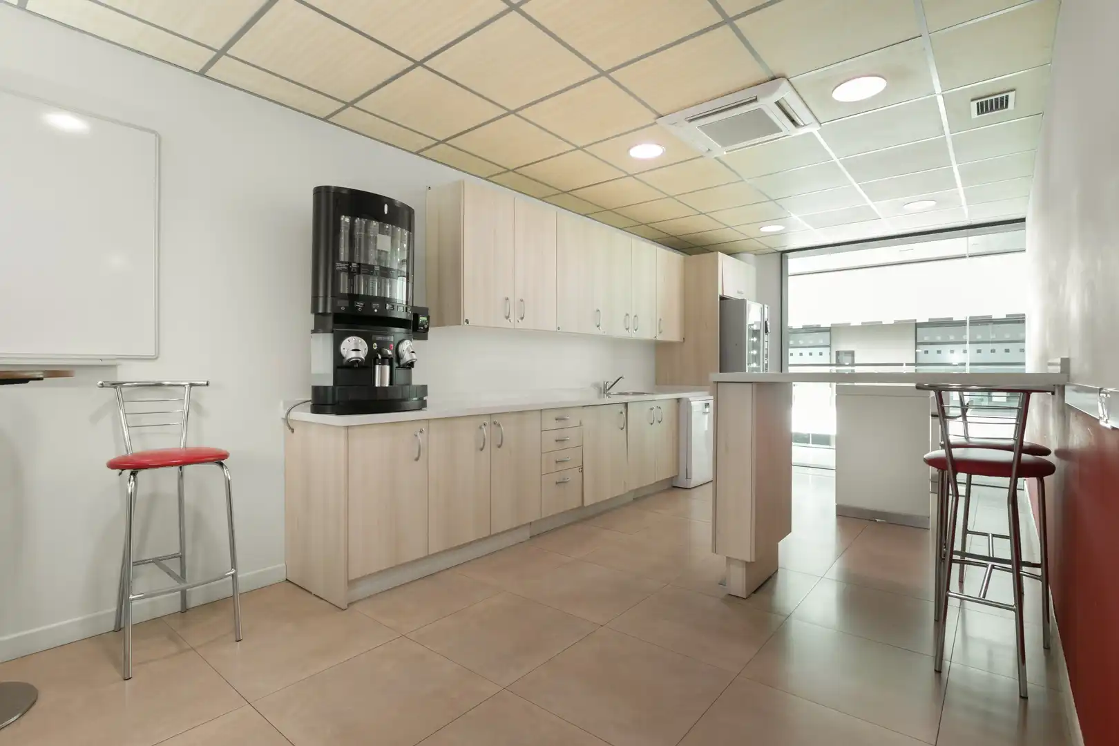Kitchen of Office for rent in Málaga  with Air Conditioner, Heating and Furnished