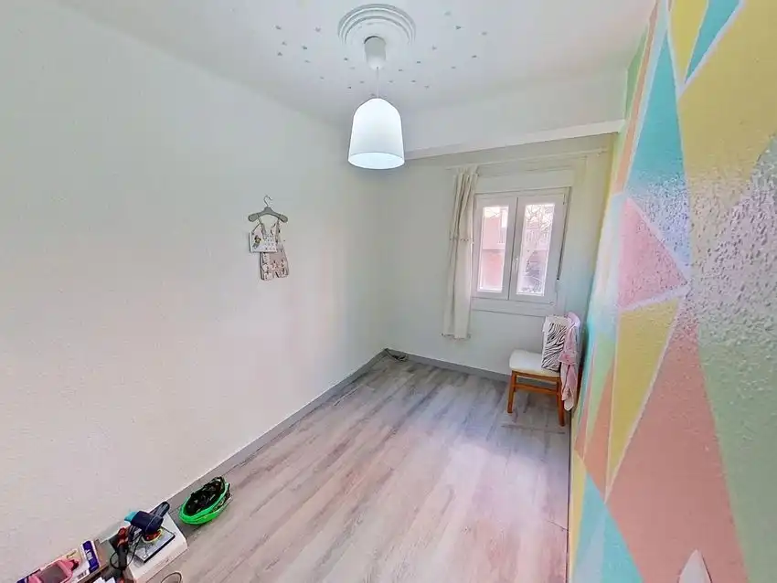 Habitación de Piso en venta en Xirivella con Aire acondicionado y Balcón
