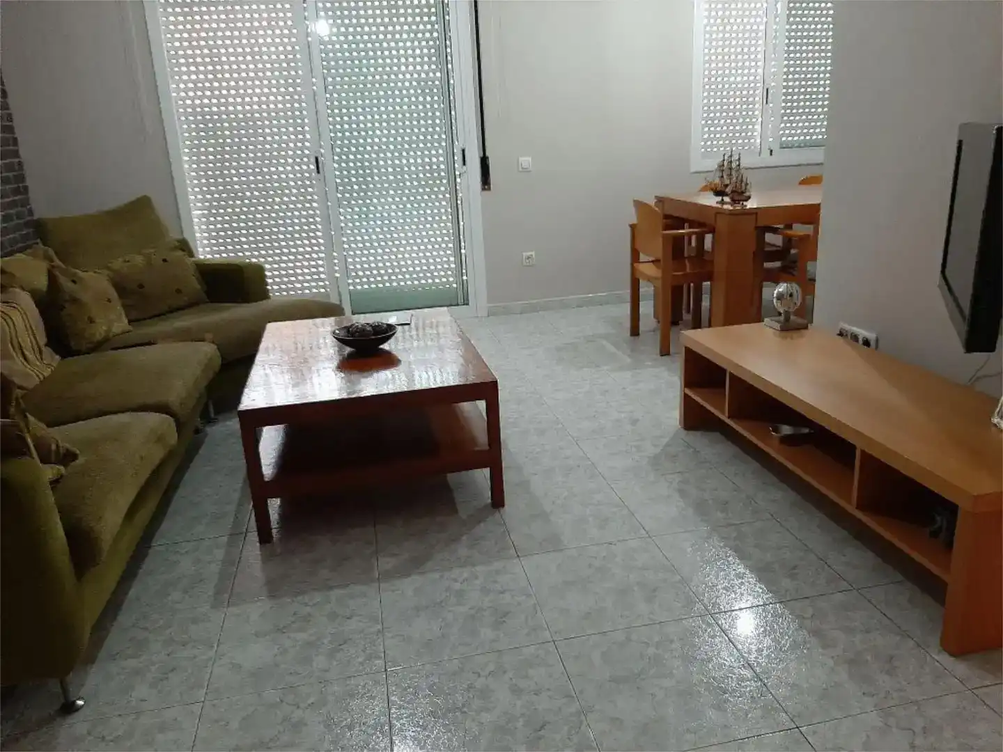 Sala d'estar de Pis en venda en Sils amb Jardí privat i Traster