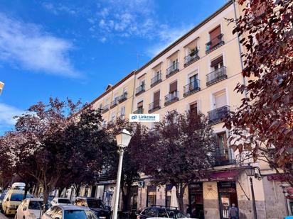 Exterior view of Flat for sale in  Madrid Capital