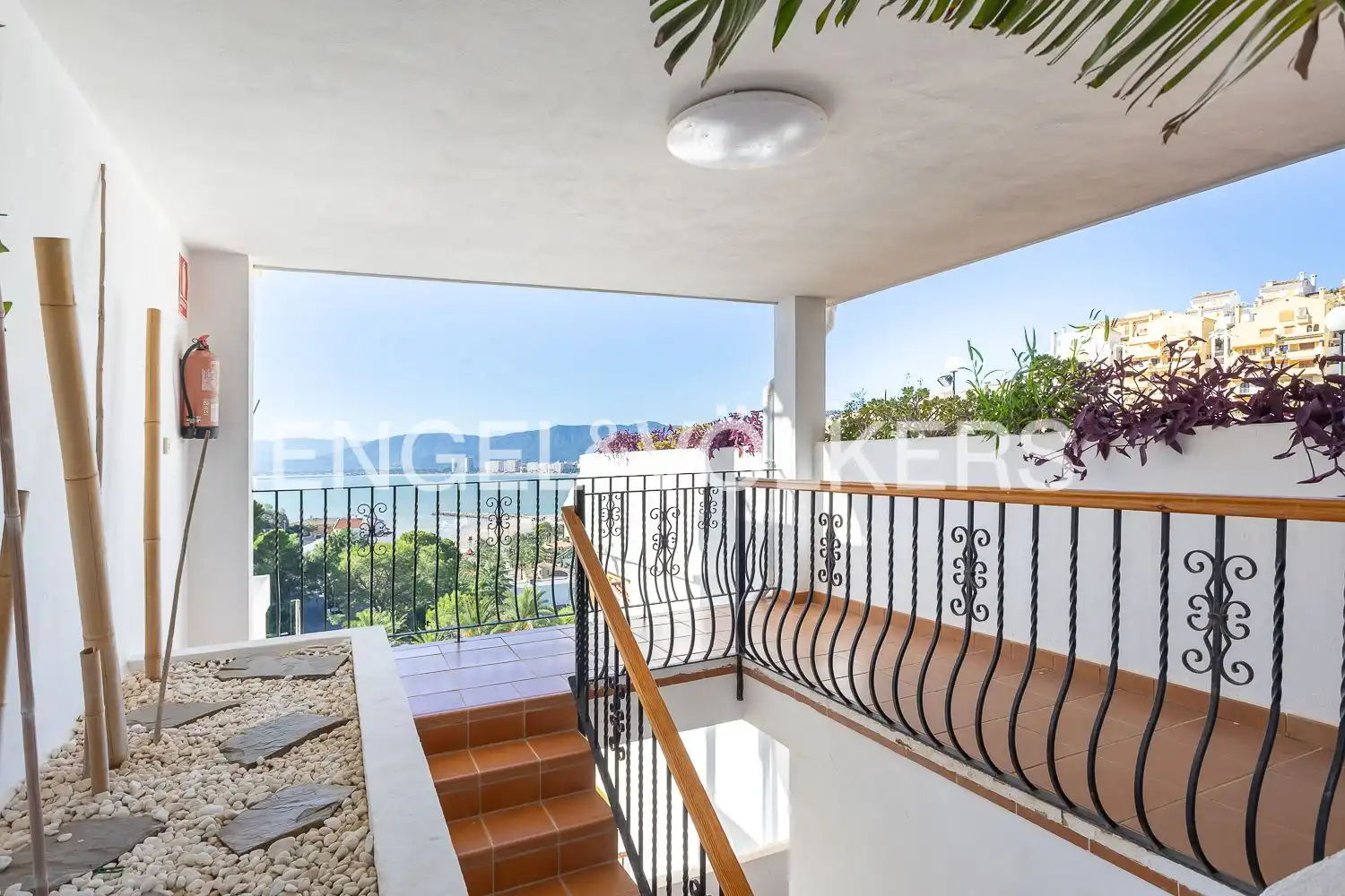 Terraza de Dúplex en venta en El Faro