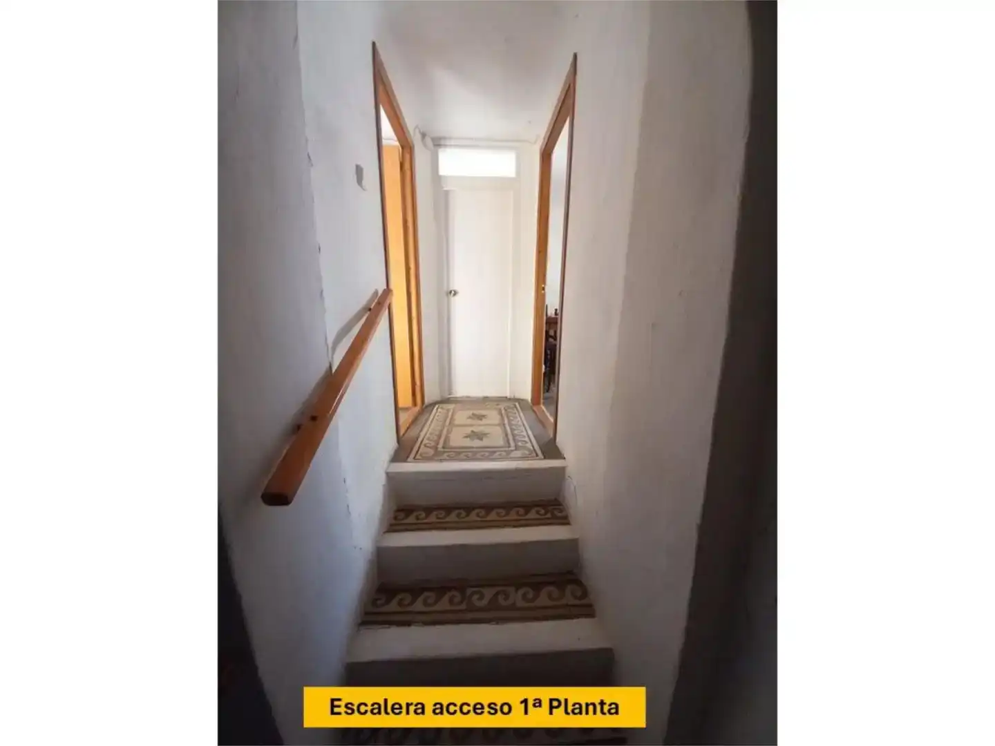 Casa adosada en venda en Noviercas amb Moblat i Balcó