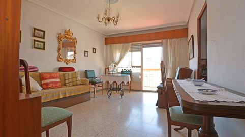 Amplio piso de 4 dormitorios en el centro de Cáceres, ideal para reformar a tu gusto. Disfruta de terraza, aire acondicionado, asc, imatge 5
