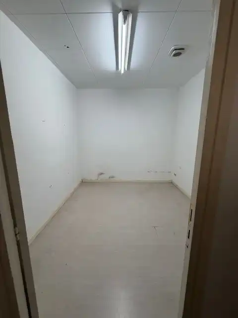 Business premises to rent in Centre, imagen 5