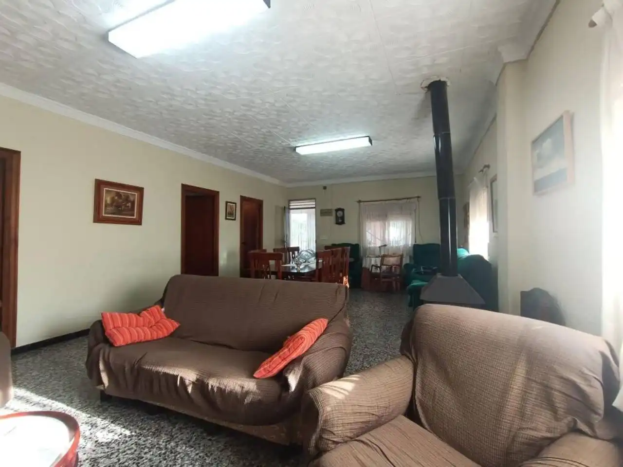 Wohnzimmer von Haus oder Chalet zum Verkauf in Elda mit Heizung und Schwimmbad