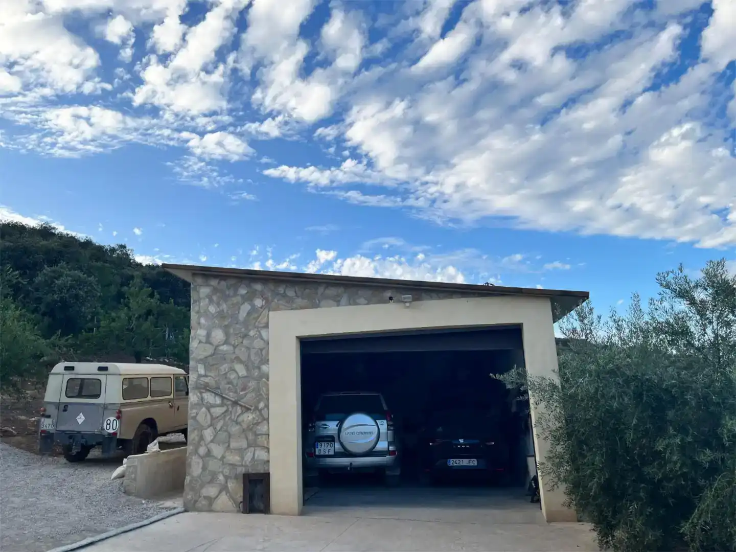 Aparcament de Finca rústica en venda en Alcalá la Real amb Piscina i Balcó