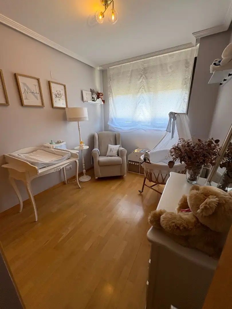 Bedroom of Flat for sale in Madrid  with Air Conditioner, Heating and Storage room