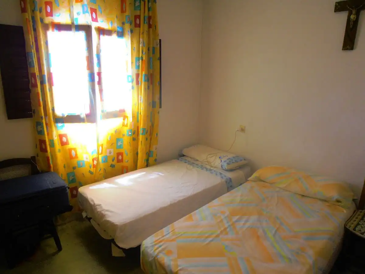 Dormitori de Casa o xalet en venda en Pórtugos amb Terrassa i Traster